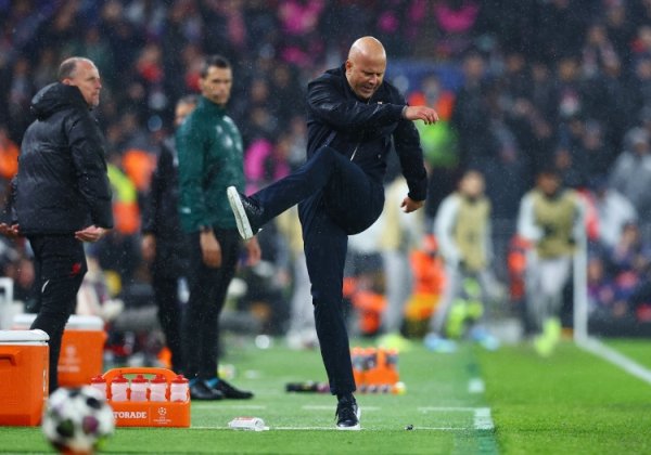 股票配资导航网 基恩：斯洛特不应下课 球迷太浮躁了，利物浦保住前五名没问题